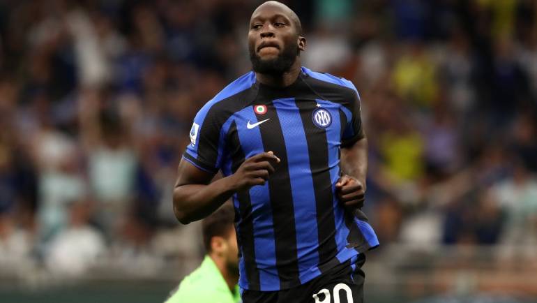 Romelu Lukaku’s agency power play to force Chelsea’s hand in transfer impasse