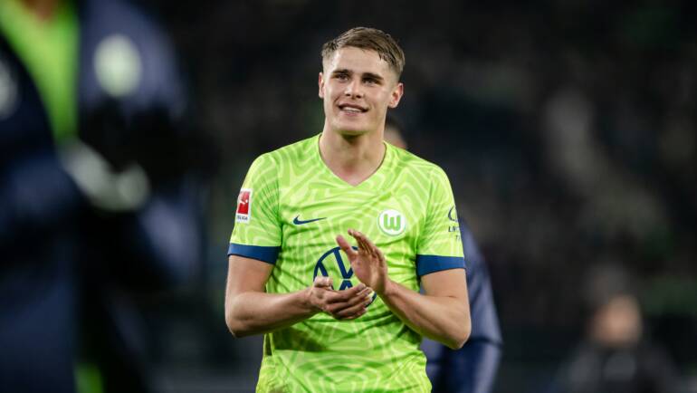 Why Tottenham want to sign Micky van de Ven