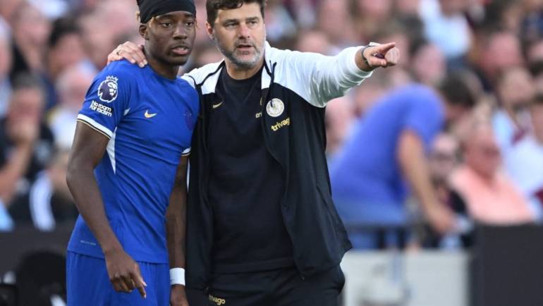 Premier League: Mauricio Pochettino Rocked As 10-Man West Ham United Sink Chelsea