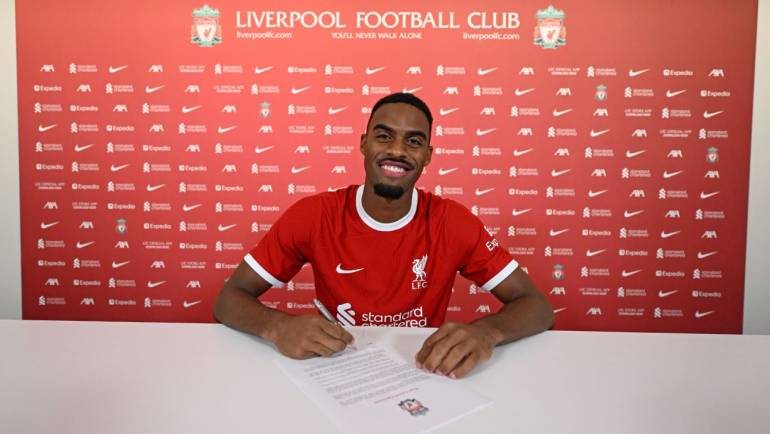 Transfer takeaways: Premier League spending passes a billion, Saudi impact