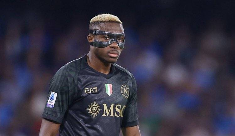 Italian journalist reveals shock agreement between Osimhen and Liverpool