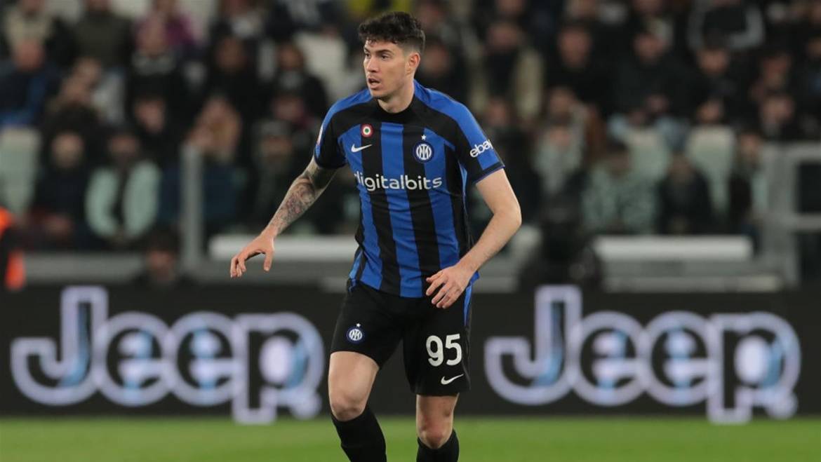 Chelsea and City want £60m-rated Bastoni