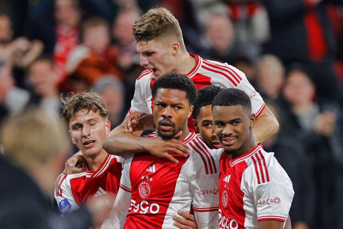 Ajax boss Schip relishing Akpom-Brobbey strike partnership