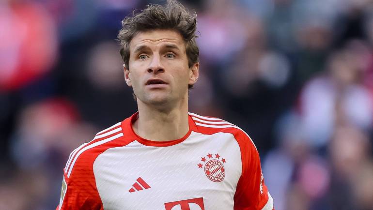 Manchester United poised for SHOCK Thomas Muller move amid Bayern Munich doubts: report