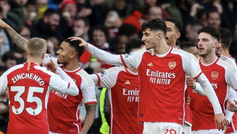 Arsenal 2-0 Brighton: Commanding Gunners make Seagulls suffer