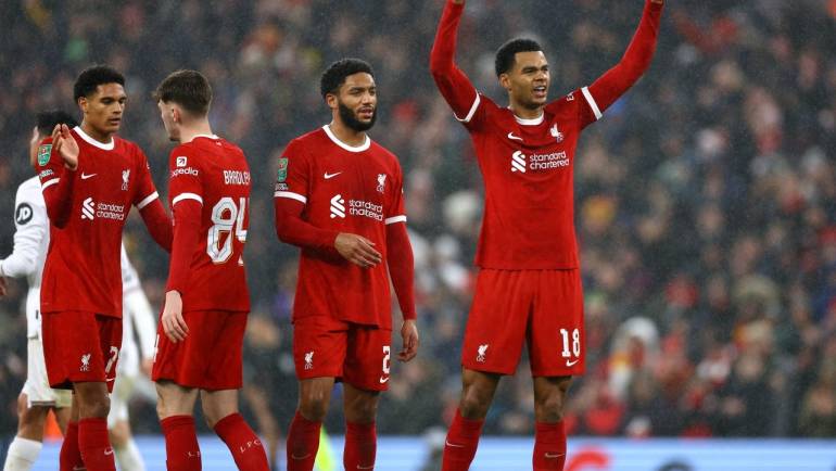 Team News: Burnley vs. Liverpool injury, suspension list, predicted XIs