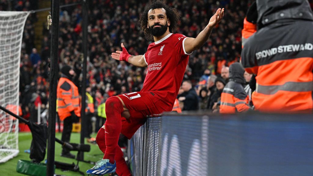 Booted: Salah shoe swap sees Liverpool top table