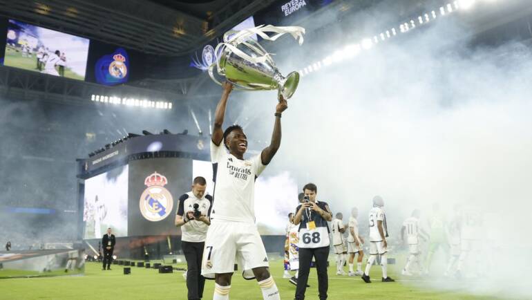 Racist taunts at Real Madrid’s Vinicíus Júnior earns 3 fans historic jail sentence