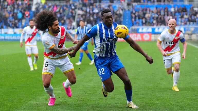 20-year-old talent expected to stay with La Liga giants despite Chelsea pushing for transfer