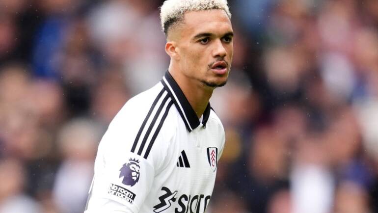 Man United ‘accelerating plans’ to fight Premier League rivals for Antonee Robinson