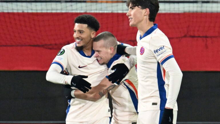 Chelsea set asking price for in-demand midfielder