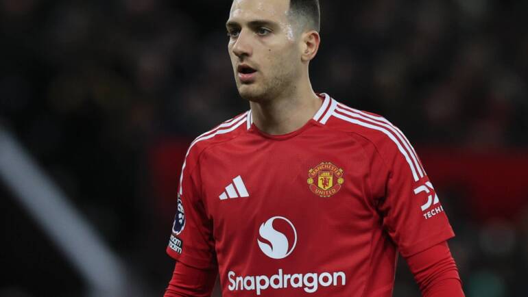 Team News: Manchester United vs. Southampton injury, suspension list, predicted XIs