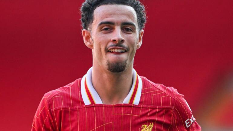 Liverpool injury, suspension news vs. Ipswich: Will Curtis Jones miss out?