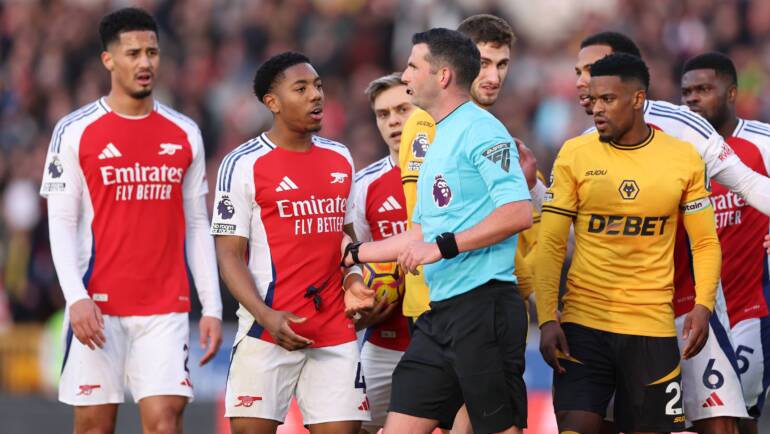 Michael Oliver under police protection after controversial Arsenal red card