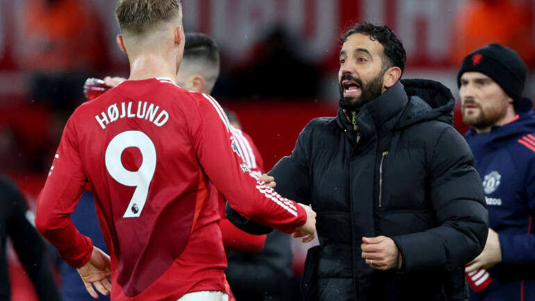 ‘Rasmus Hojlund is being destroyed, and it’s also affecting his team-mates. They can see that he’s not enjoying being on the pitch’ Former Manchester United star sympathises with striker Rasmus Hojlund