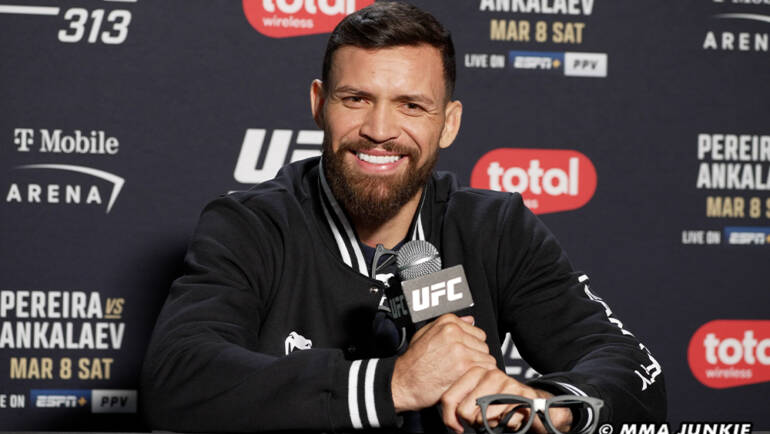 Rising UFC 313 star Mauricio Ruffy explains how soccer, Neymar provide ongoing inspiration