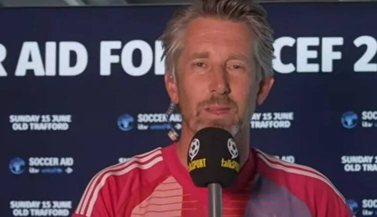 Edwin van der Sar makes surprise return to football aged 54