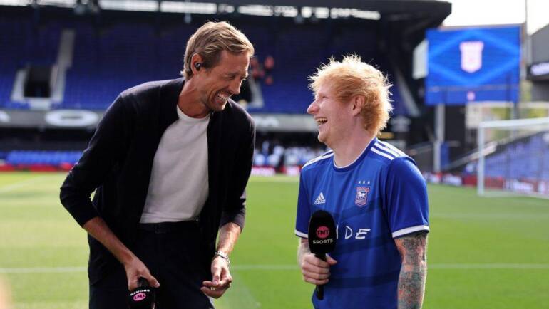 Liam Delap or Victor Osimhen: Peter Crouch picks his preferred striker for Manchester United