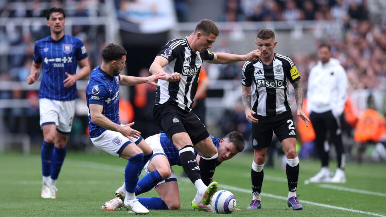 Newcastle United stars make the ‘Whoscored’ Premier League team of the month