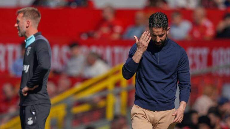 Man United confident about beating Chelsea to striker signing