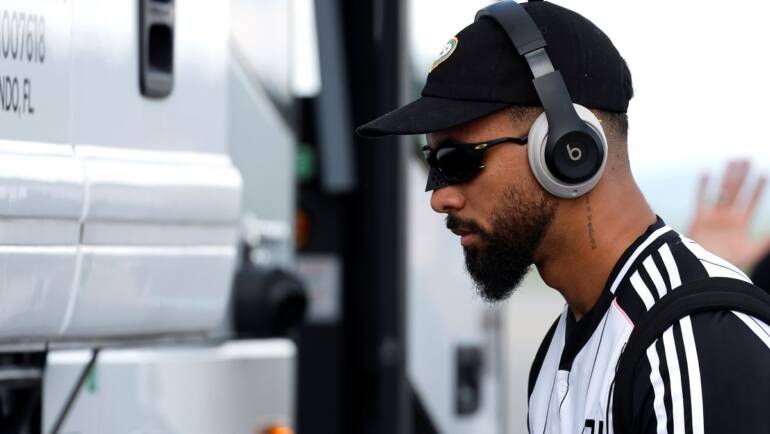 Juventus race against time to find Premier League solution for Douglas Luiz