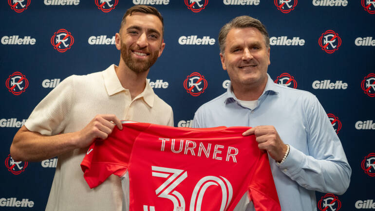 Matt Turner brings USMNT experience back to New England Revolution | MLSSoccer.com