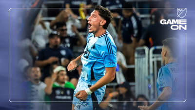 Best debut goal ever?! Minnesota newcomer Nectarios Triantis scores worldie | MLSSoccer.com