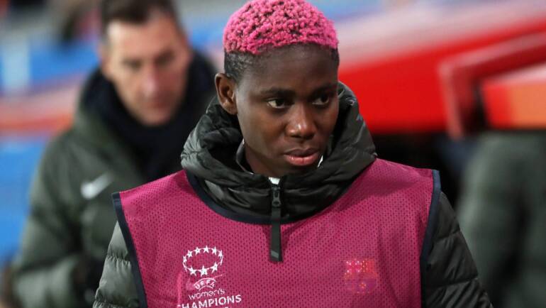 Asisat Oshoala: Former Arsenal and Barcelona star receives first reward for excellence in Saudi Arabia