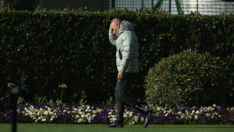 Chelsea and Liverpool interested in England star