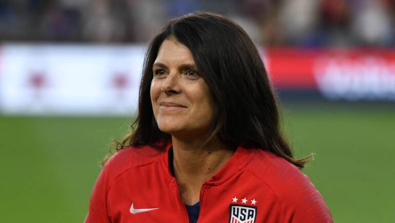 Mia Hamm Makes Her Opinion of Caitlin Clark Extremely Clear